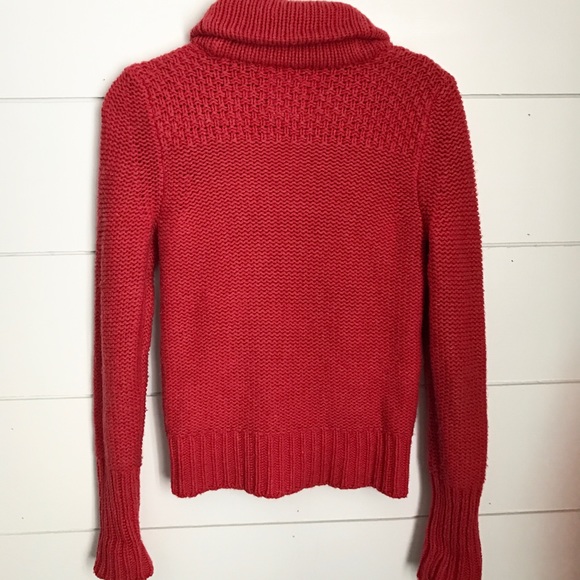 American Eagle Red Cardigan - Picture 4 of 7